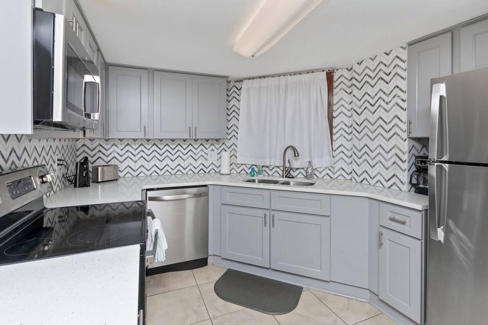 Updated, fully stocked kitchen