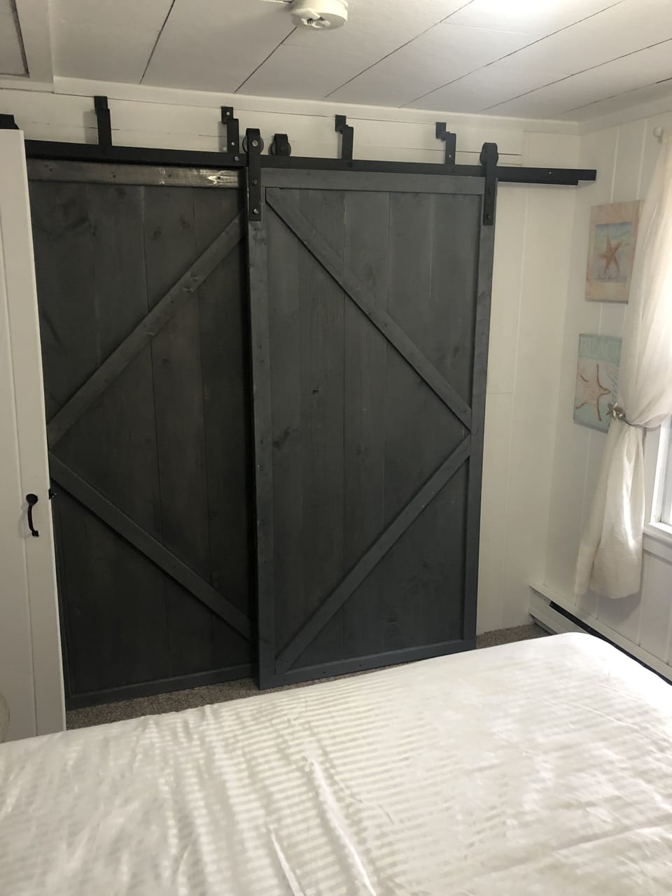 Private Romantic Couple Luxury Cottage, 1 Bedroom, Kitchen | Premium bedding, down comforters, pillowtop beds, individually decorated