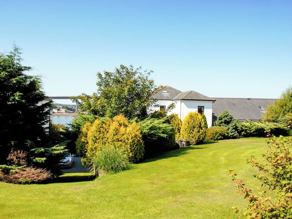 Garden and grounds | Trinity Villa - Burton Ferry Holiday Cottages, Burton, nr Milford Haven