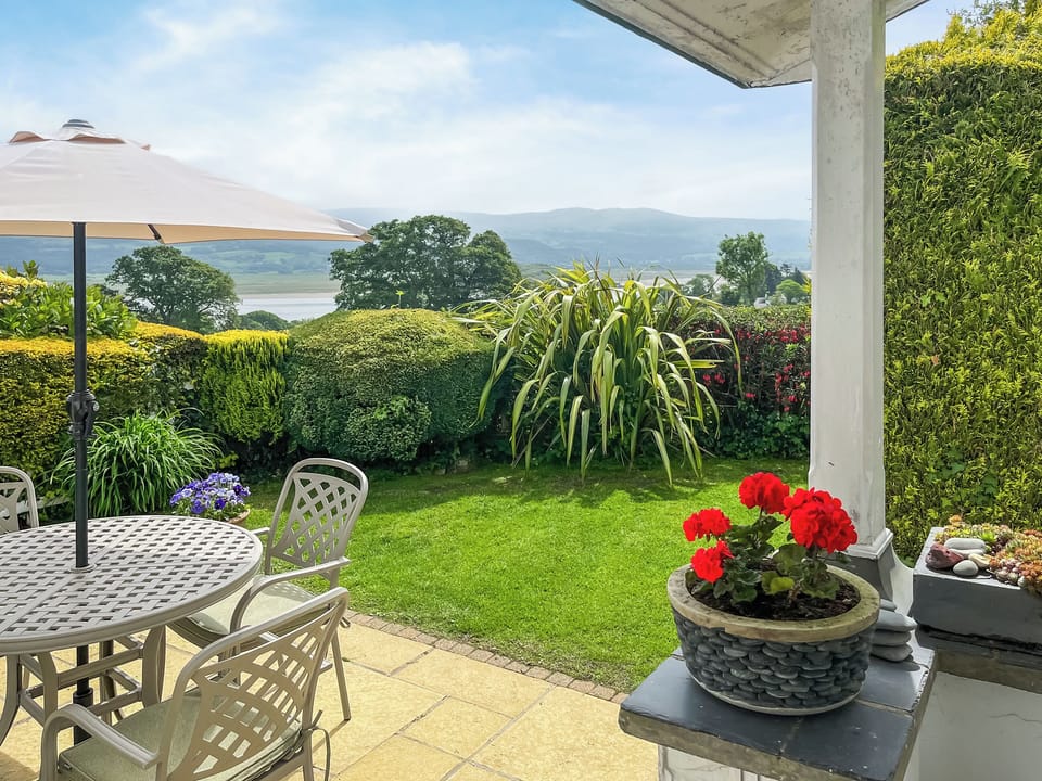 Sitting room | Fron Cottage, Portmeirion