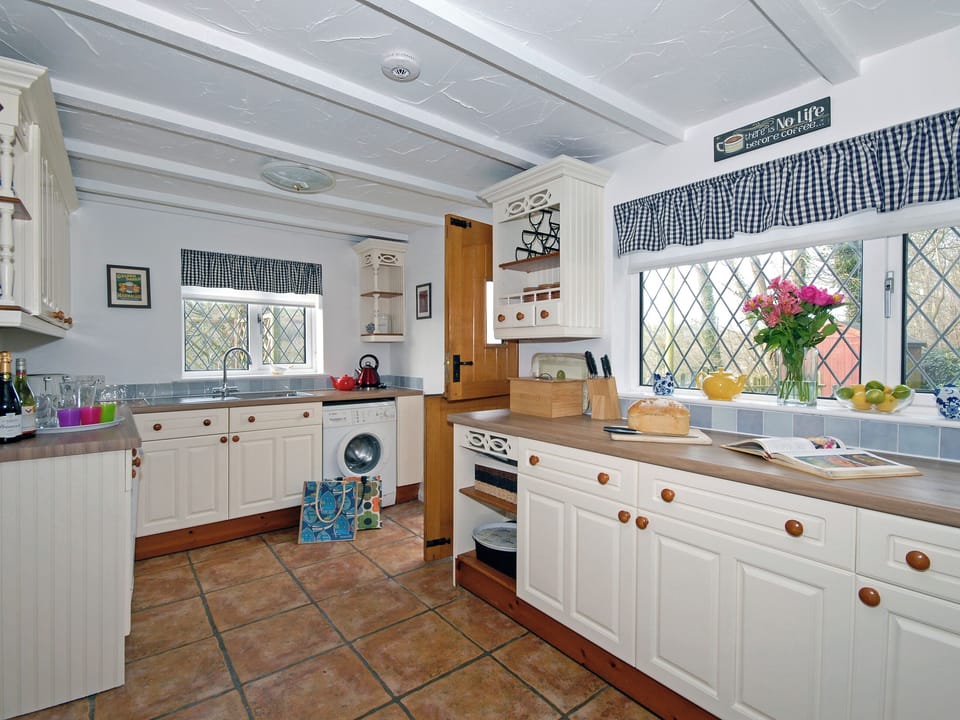 Kitchen area | Bridge View Cottage, Middle Mill, nr Solva
