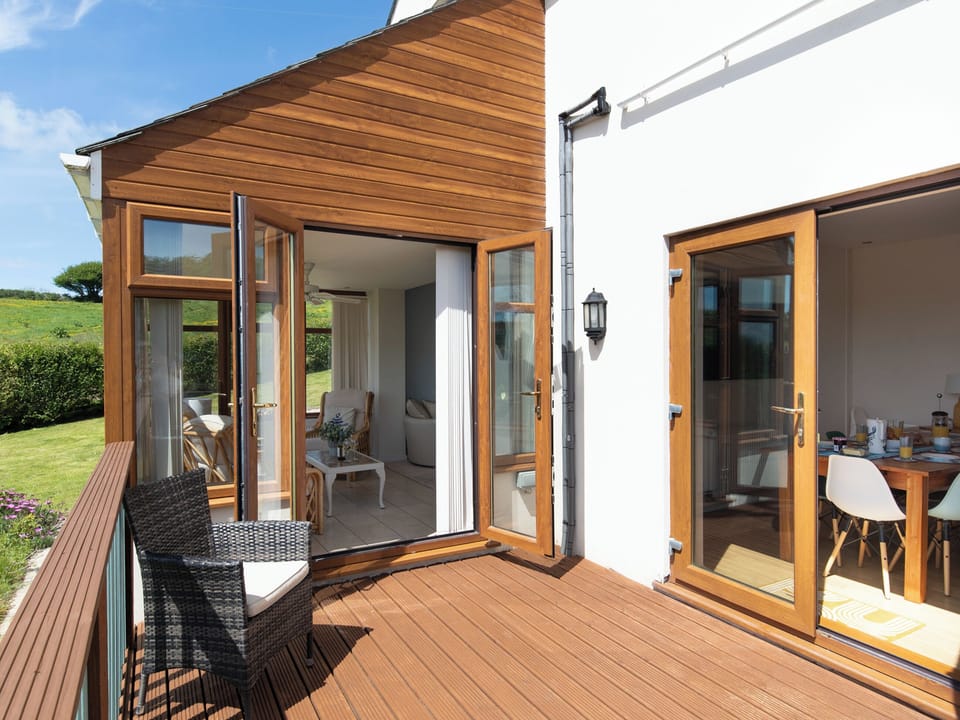 Decking | Meadow Farm, Tenby