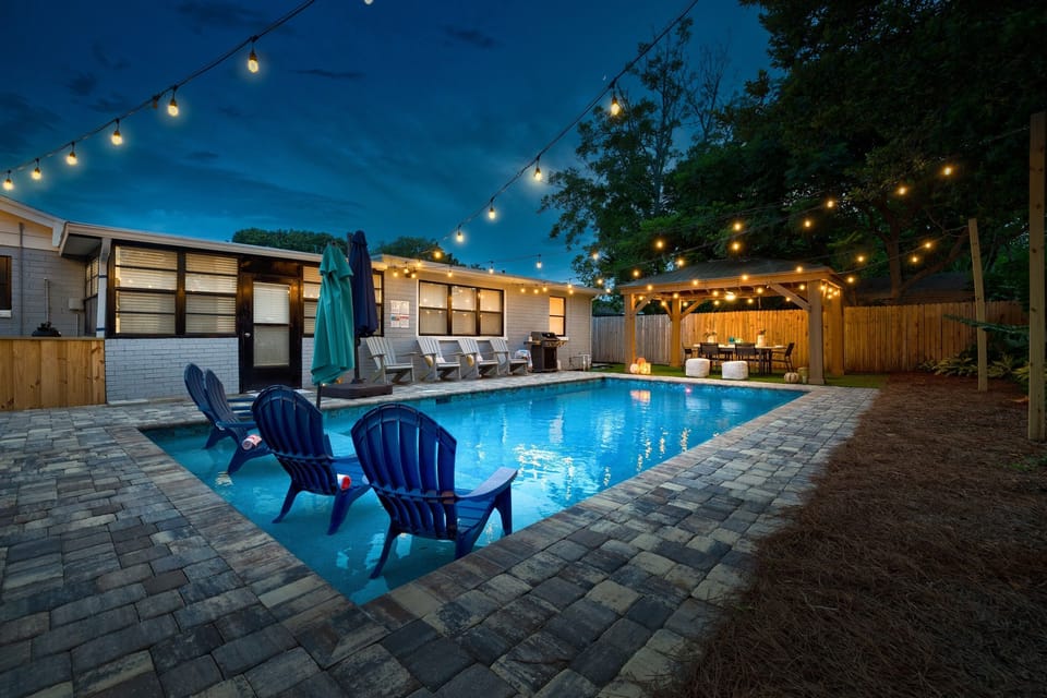 Your backyard oasis at dusk