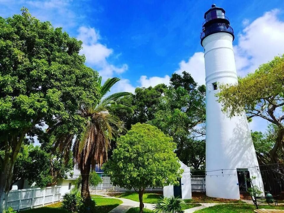 300 feet to the Key West Lighthouse