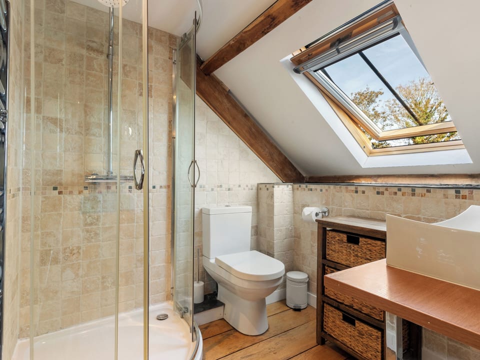 Bathroom | The Old Cowshed, St Ishmael&rsquo;s, near Haverfordwest