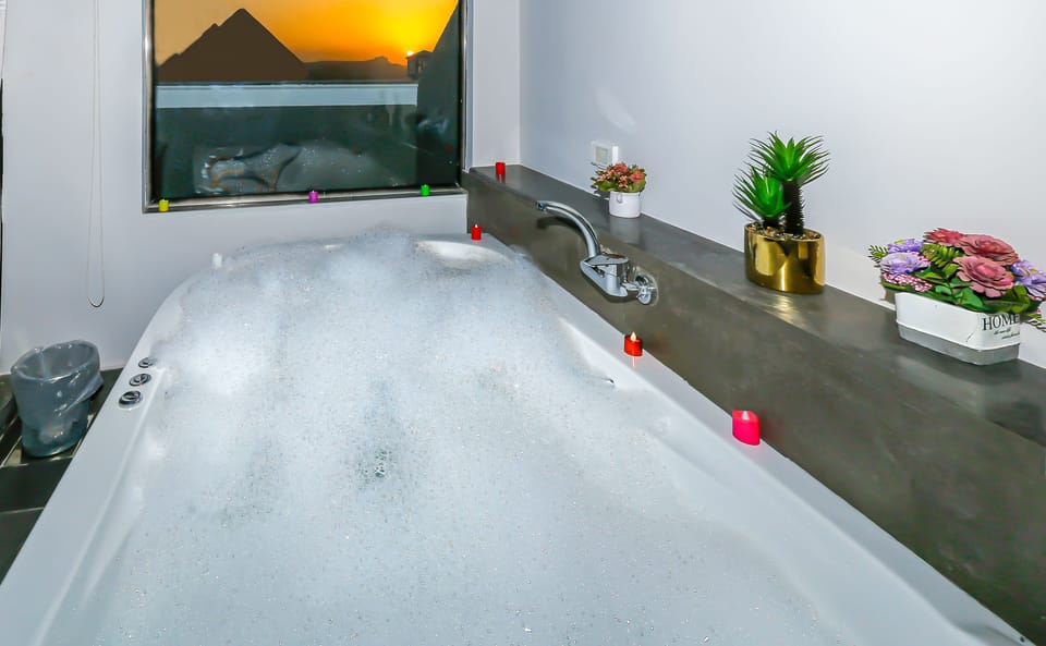 Indoor spa tub