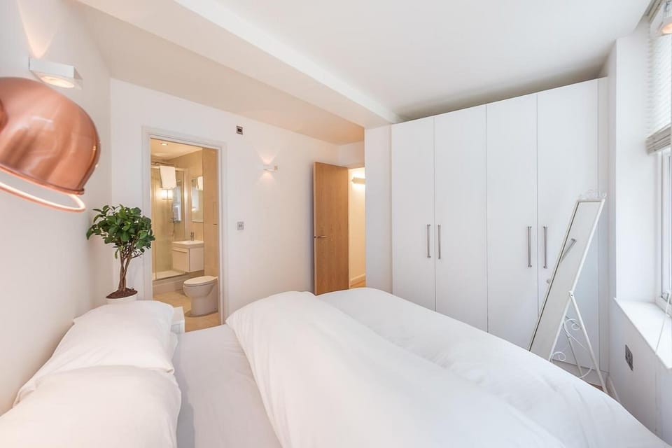 Apartment (1 Bedroom) | 1 bedroom, bed sheets