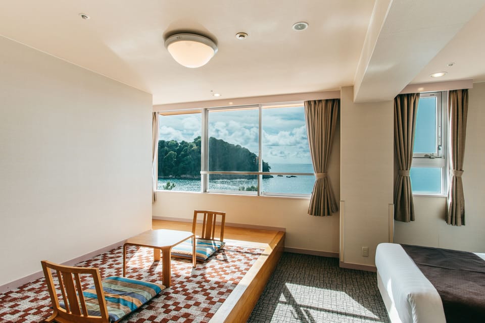 Superior Twin Room (With bath) Non Smoking | In-room safe, WiFi (free)