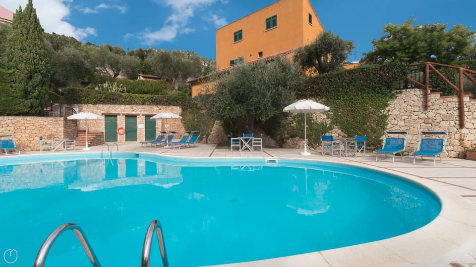 Apartment | 1 bedroom, iron/ironing board, WiFi