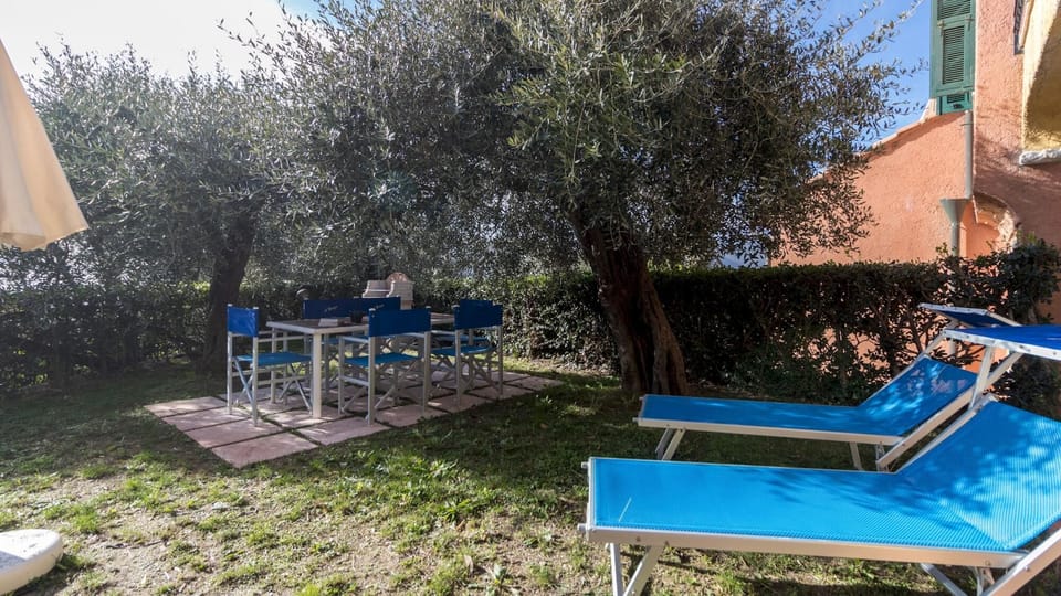 House | 2 bedrooms, iron/ironing board, WiFi