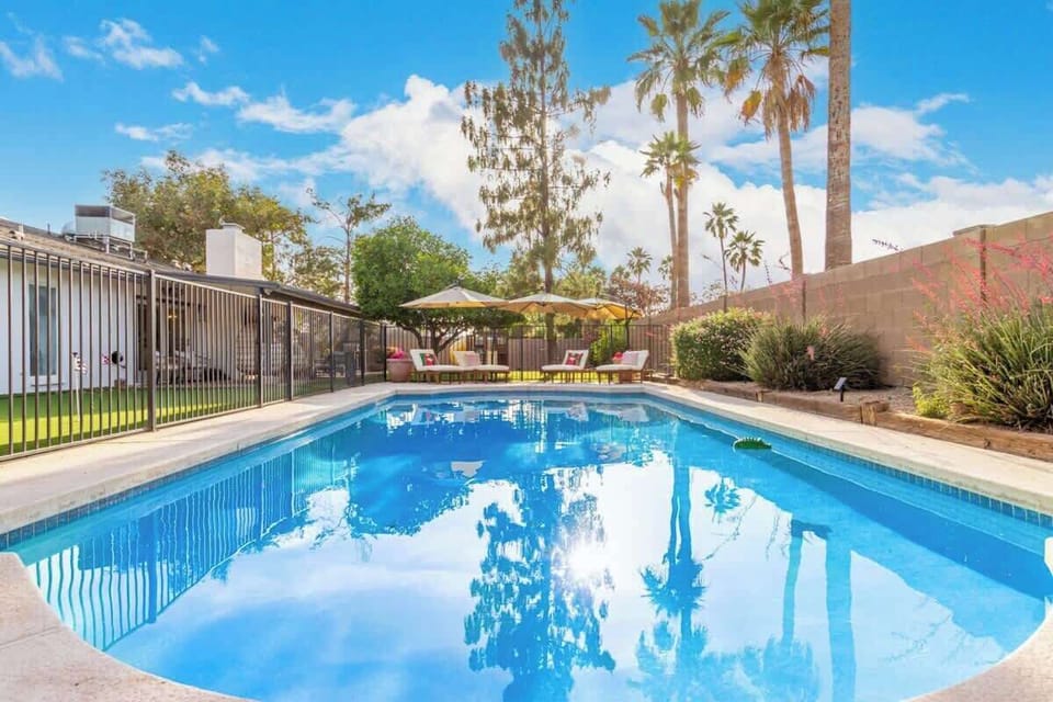 Amazing crystal blue heated pool
