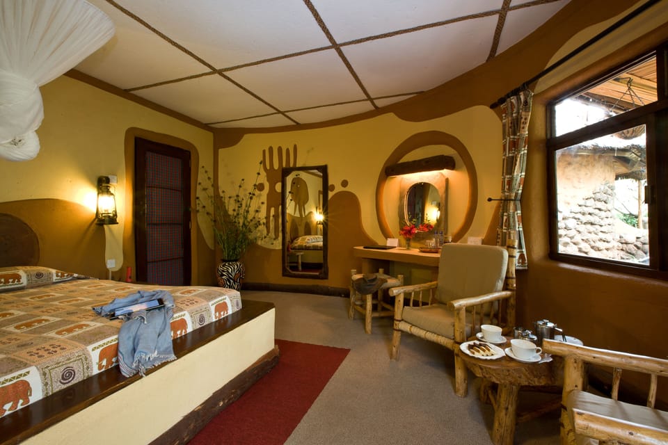 Deluxe Double Room | In-room safe, desk, free WiFi, bed sheets