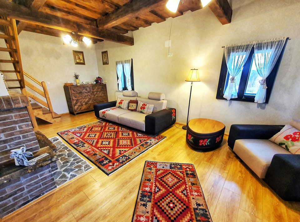 Traditional Double Room | Living area