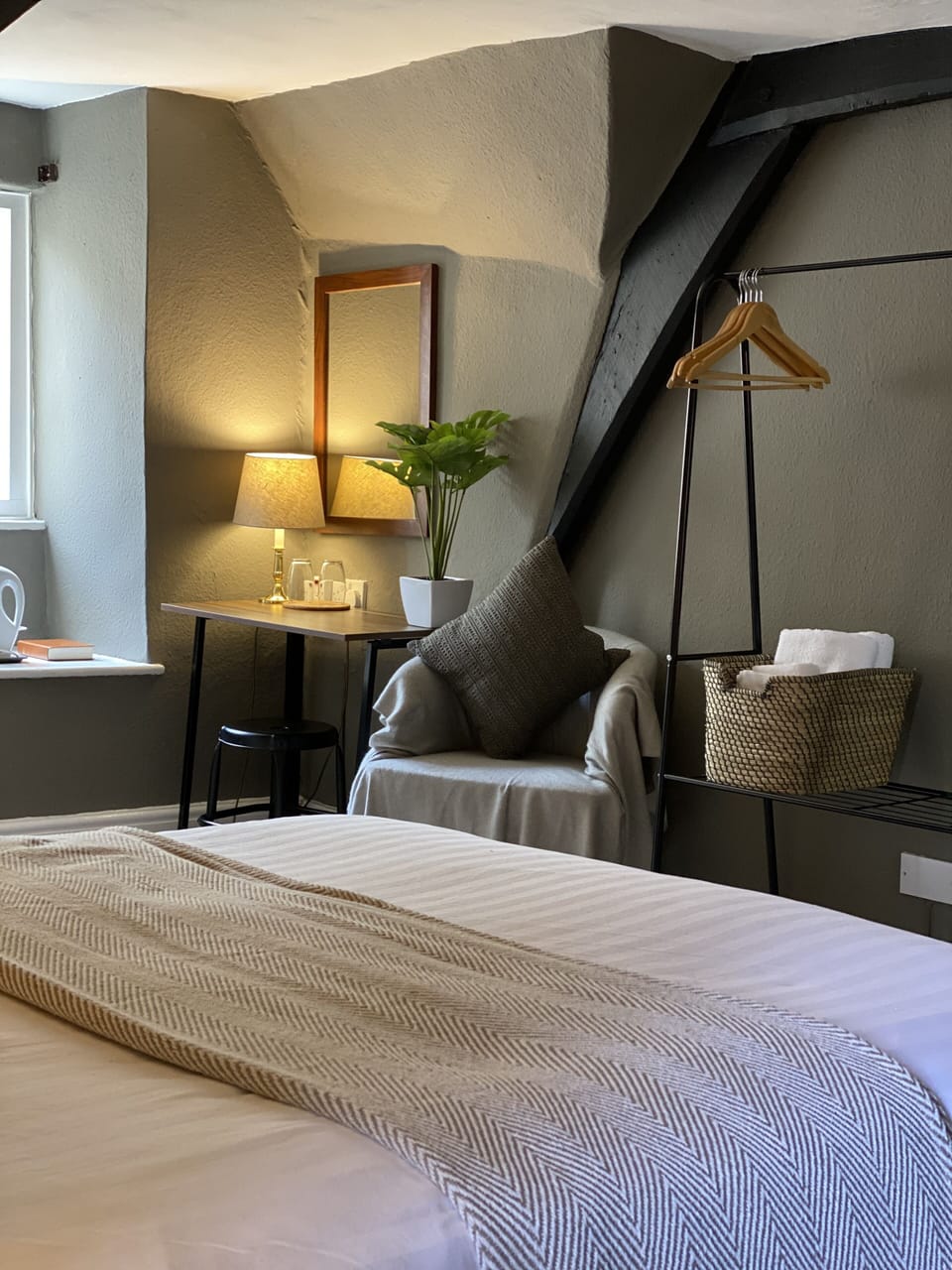 Standard Double Room | Free WiFi