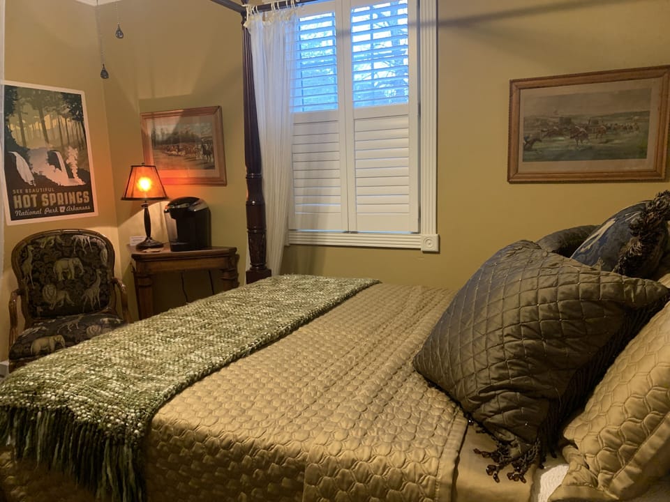Queen bed, new bedding