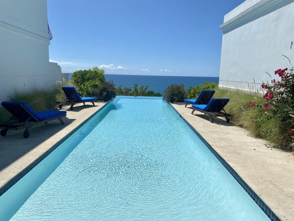 Community Infinity Pool