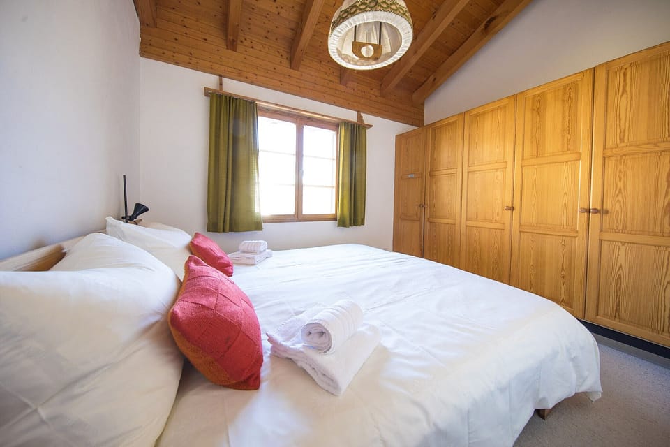 Bedroom with a double bed