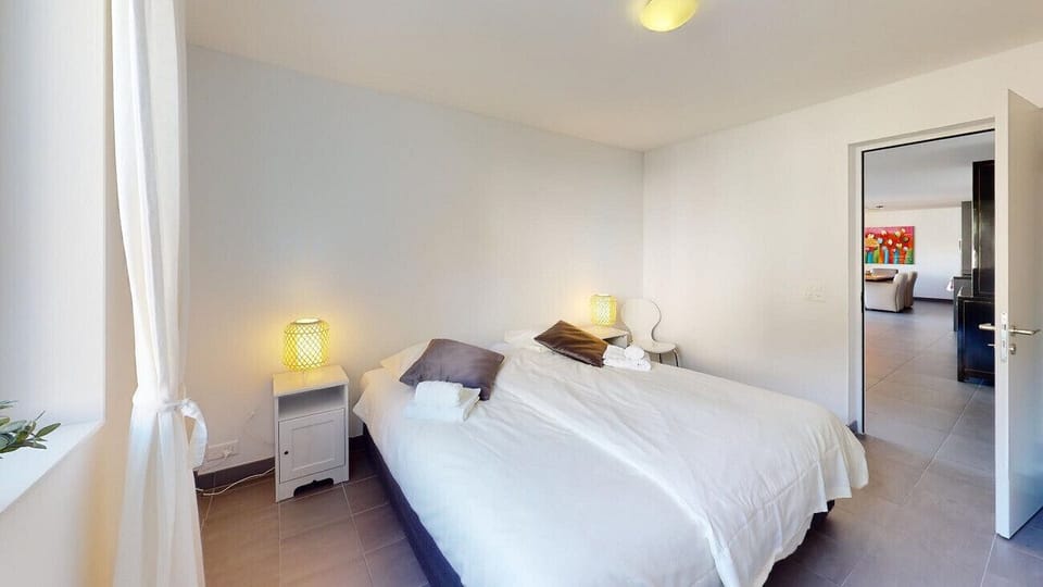 Bedroom with a double bed