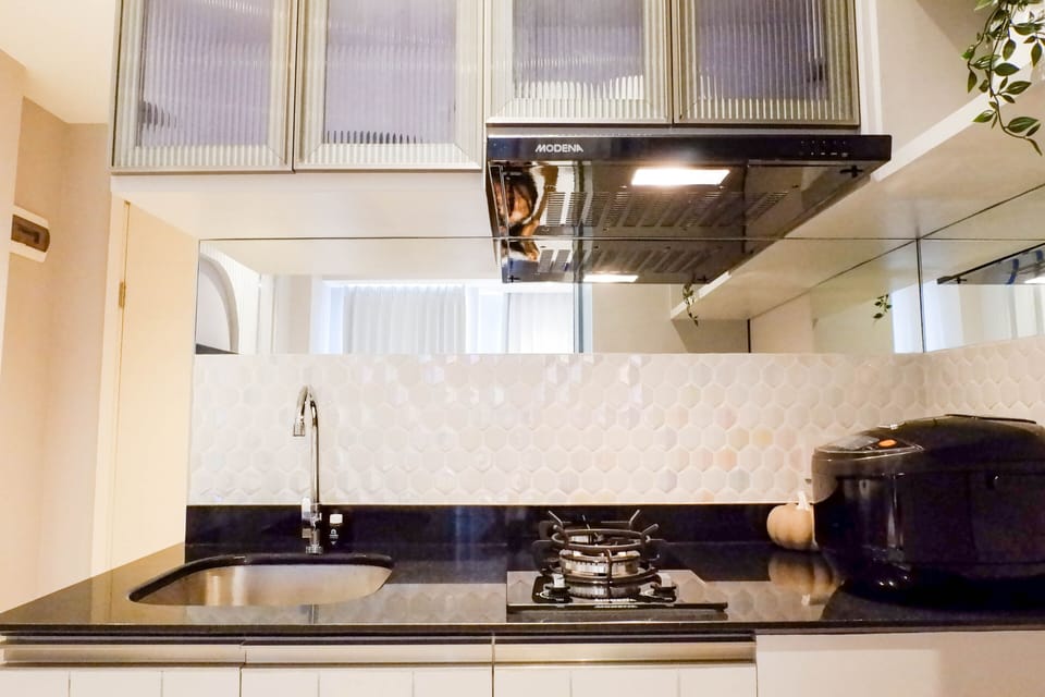 Fridge, stovetop, cookware/dishes/utensils
