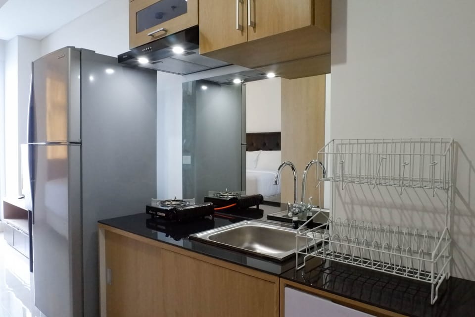 Fridge, stovetop, cookware/dishes/utensils