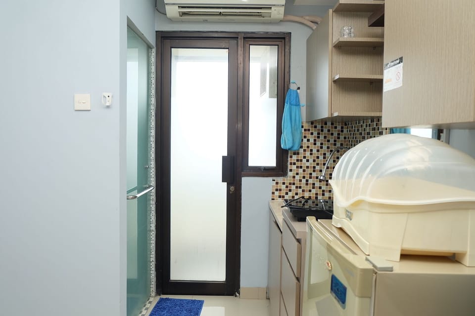 Fridge, stovetop, cookware/dishes/utensils