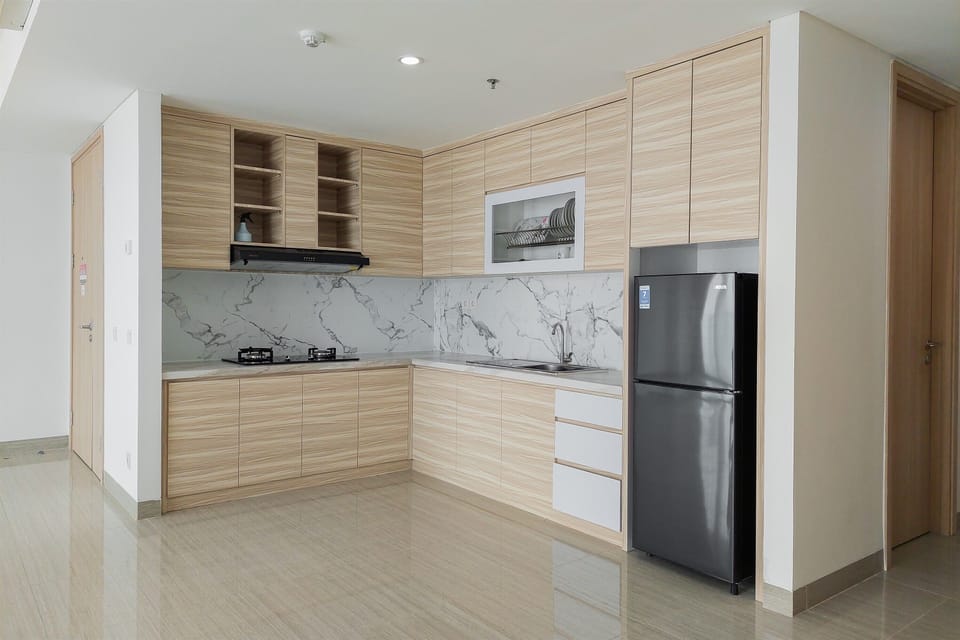 Room | Private kitchen | Fridge, stovetop, cookware/dishes/utensils