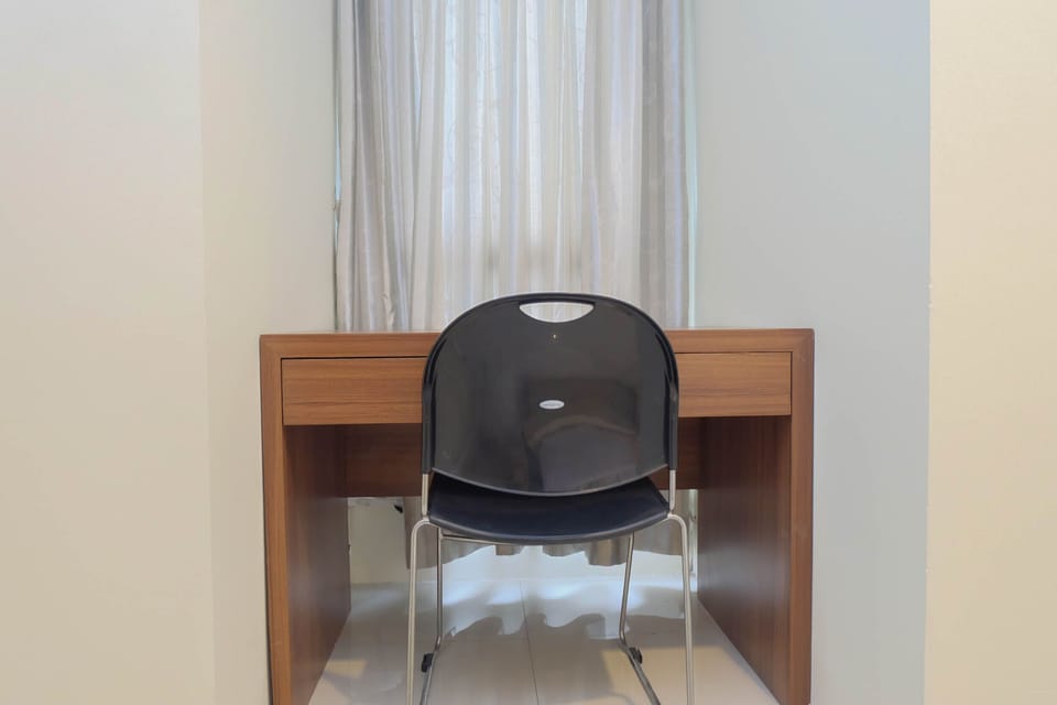 Room | Living area | TV