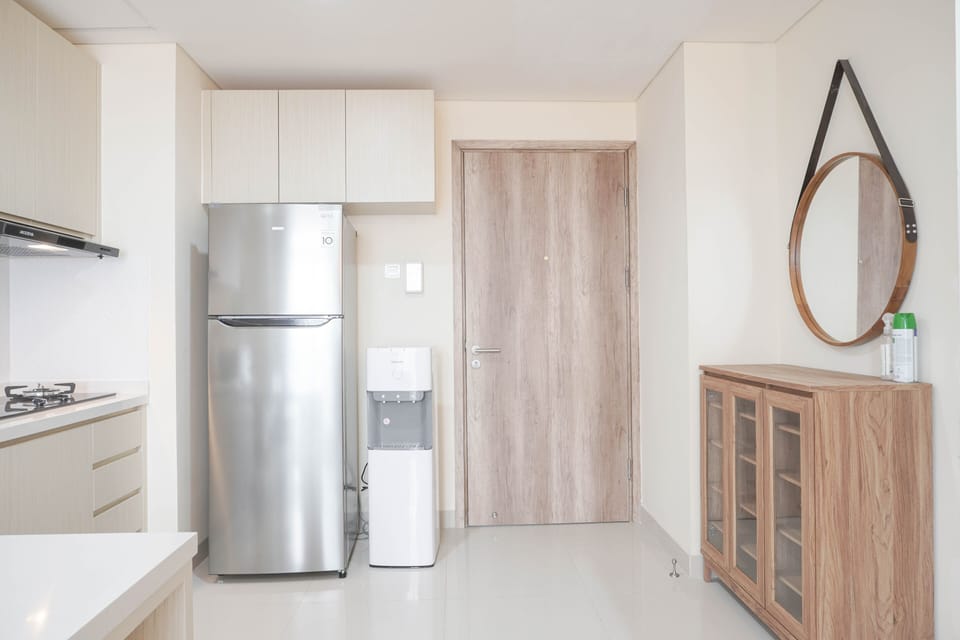 Fridge, stovetop, cookware/dishes/utensils