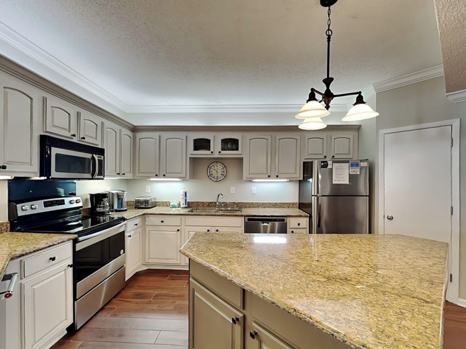 Fully Equipped Kitchen with Stainless Steel Appliances