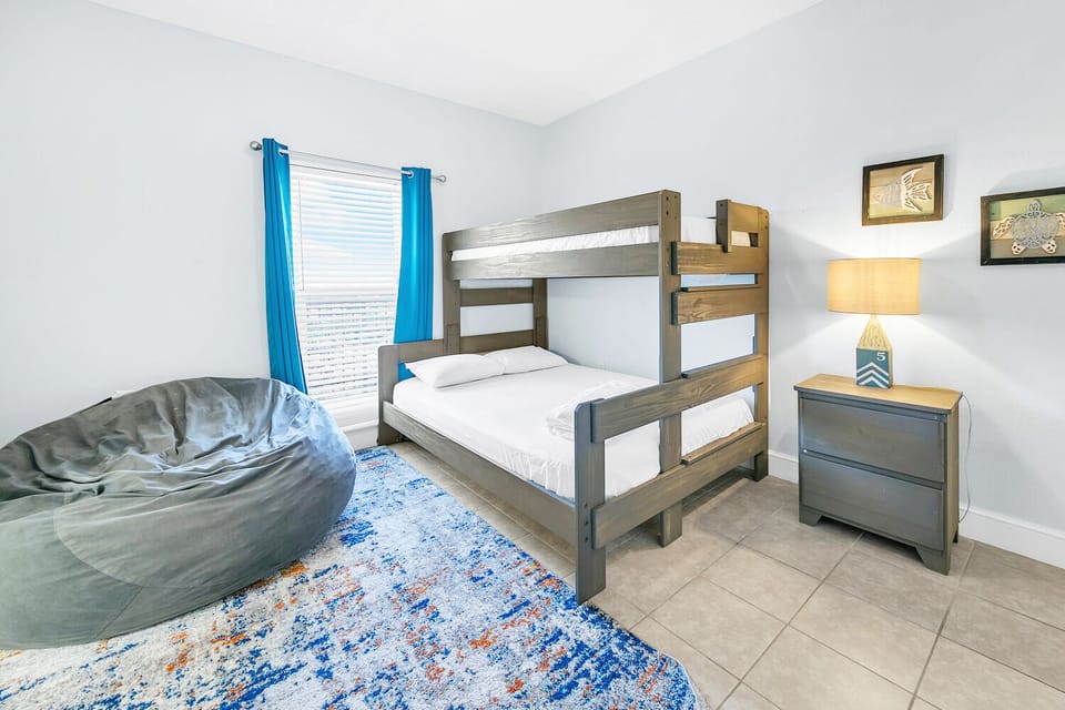 Bunk room