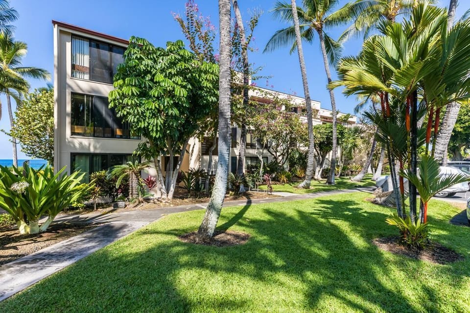 Condo, Multiple Beds (Keauhou Kona Surf and Racquet Club 1 ) | Property grounds