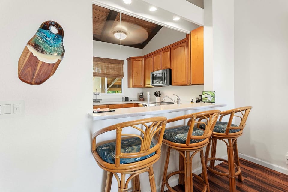 Condo, Multiple Beds (Keauhou Kona Surf & Racquet Club#2-30) | Private kitchen | Dishwasher, paper towels