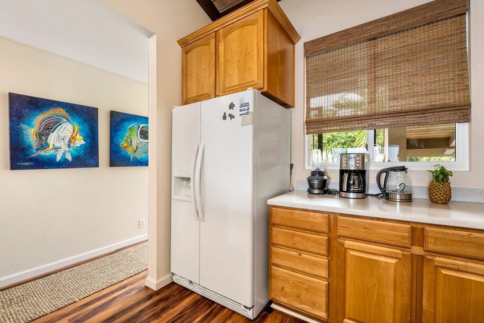 Condo, Multiple Beds (Keauhou Kona Surf & Racquet Club#2-30) | Private kitchen | Dishwasher, paper towels