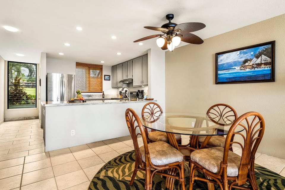 Condo, Multiple Beds (Keauhou Kona Surf & Racquet Club #5-1) | Dining