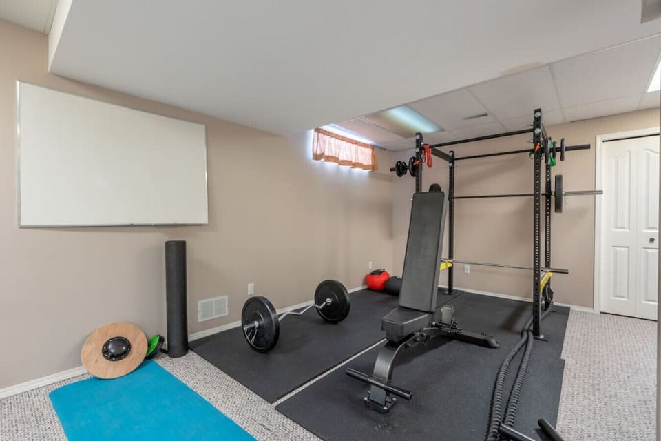 Full gym in the basement.