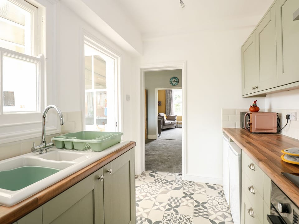 Cottage | Interior