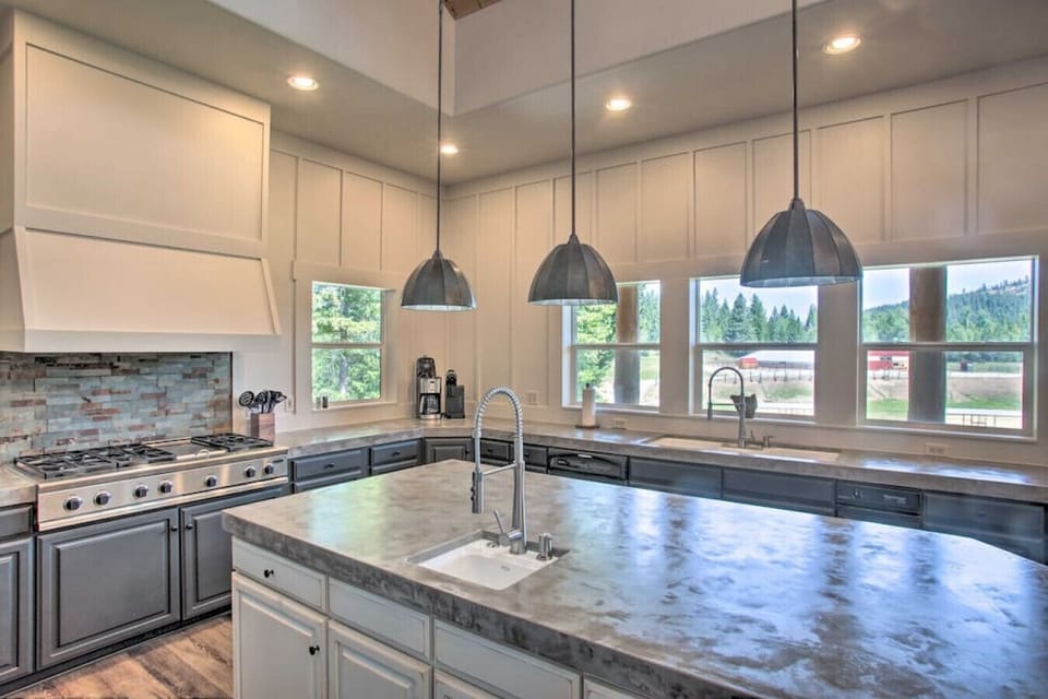 Private kitchen