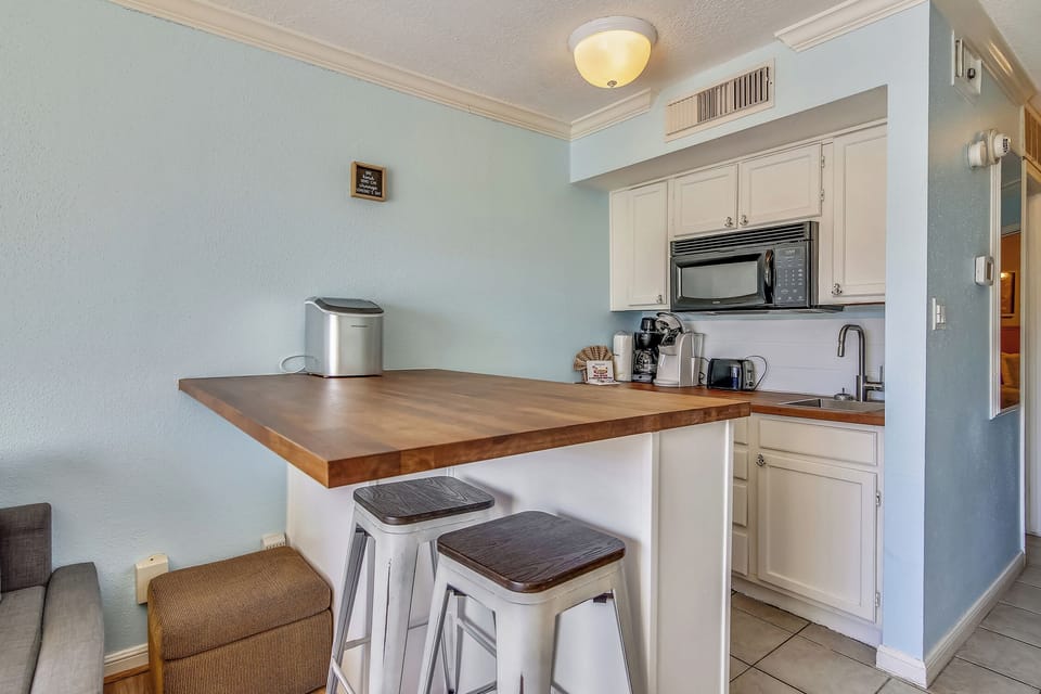 Condo (1 Bedroom) | Property amenity