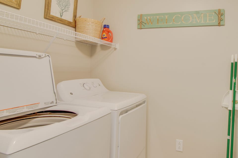 Washer + Dryer in the unit!