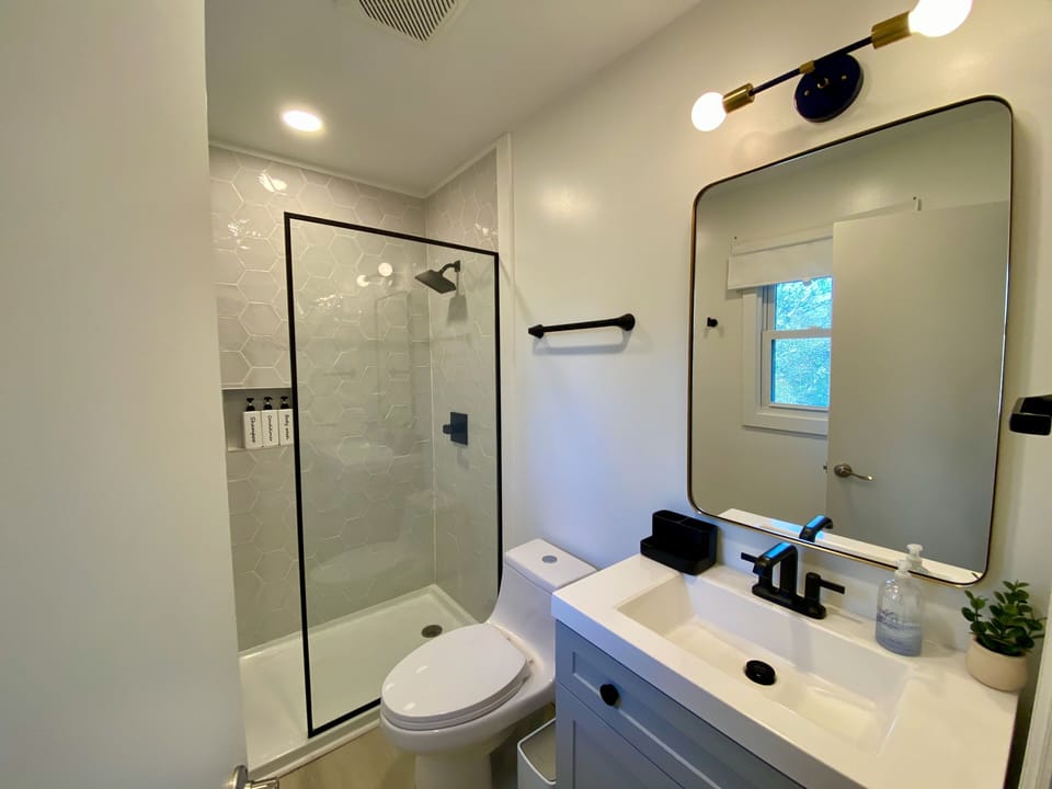 Relaxing master en-suite
