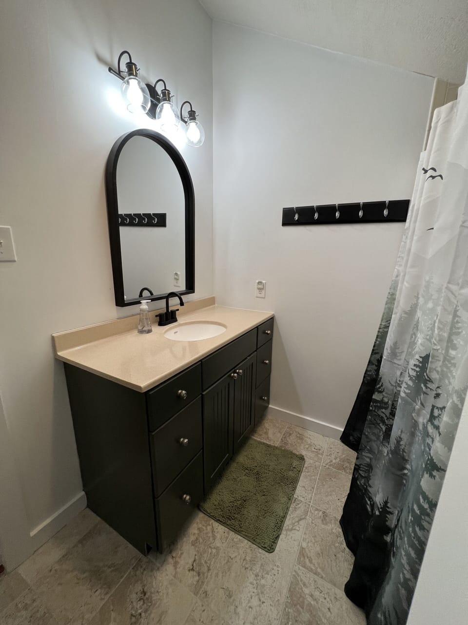 Upstairs Full Bath