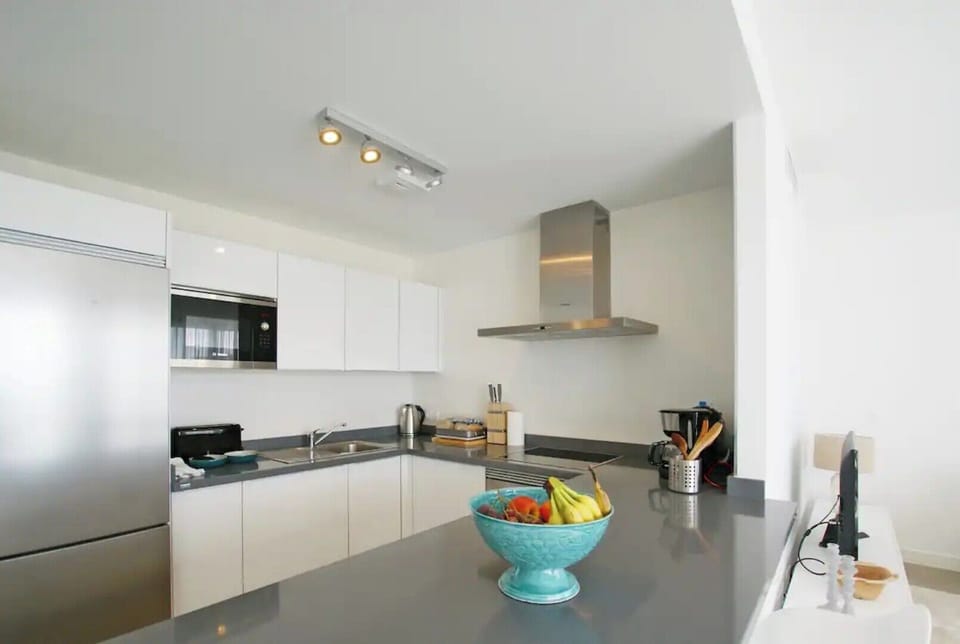 AMERICAN STYLE KITCHEN