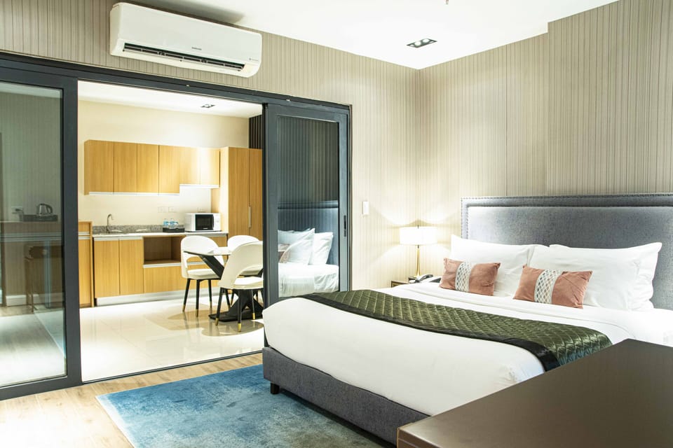 Superior Room | In-room safe, desk, laptop workspace, soundproofing
