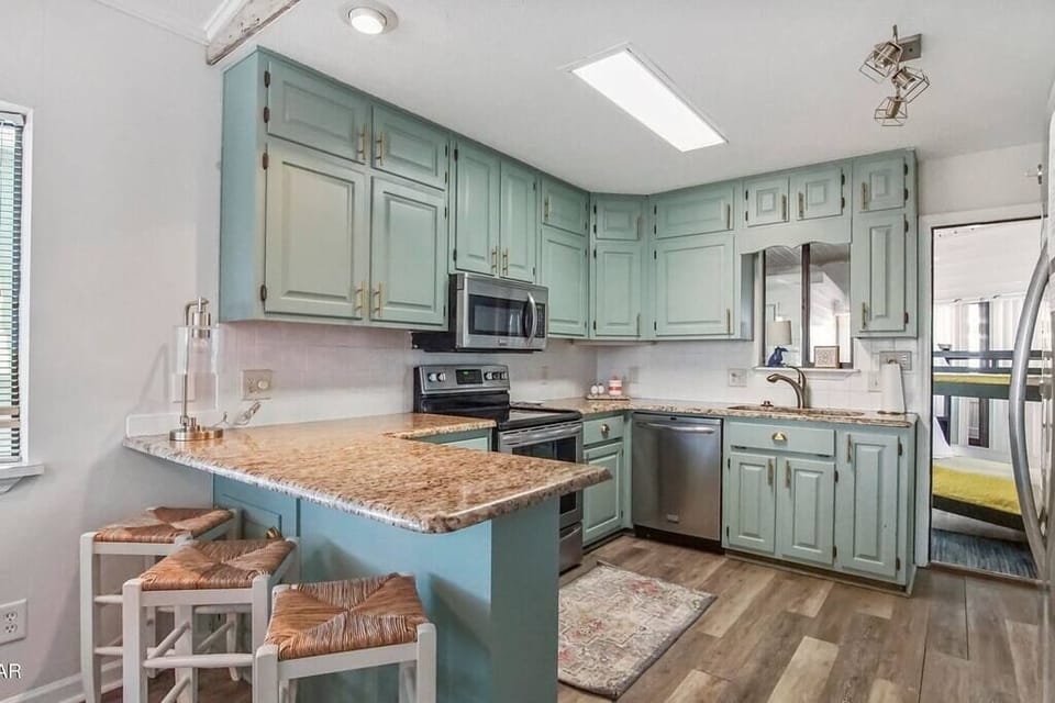 Well equipped kitchen.