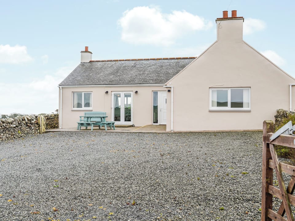 Exterior | Auld Dairy Cottage, Stranraer