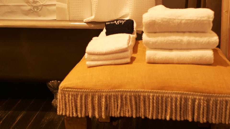 Pillowtop beds, WiFi (free), individually decorated