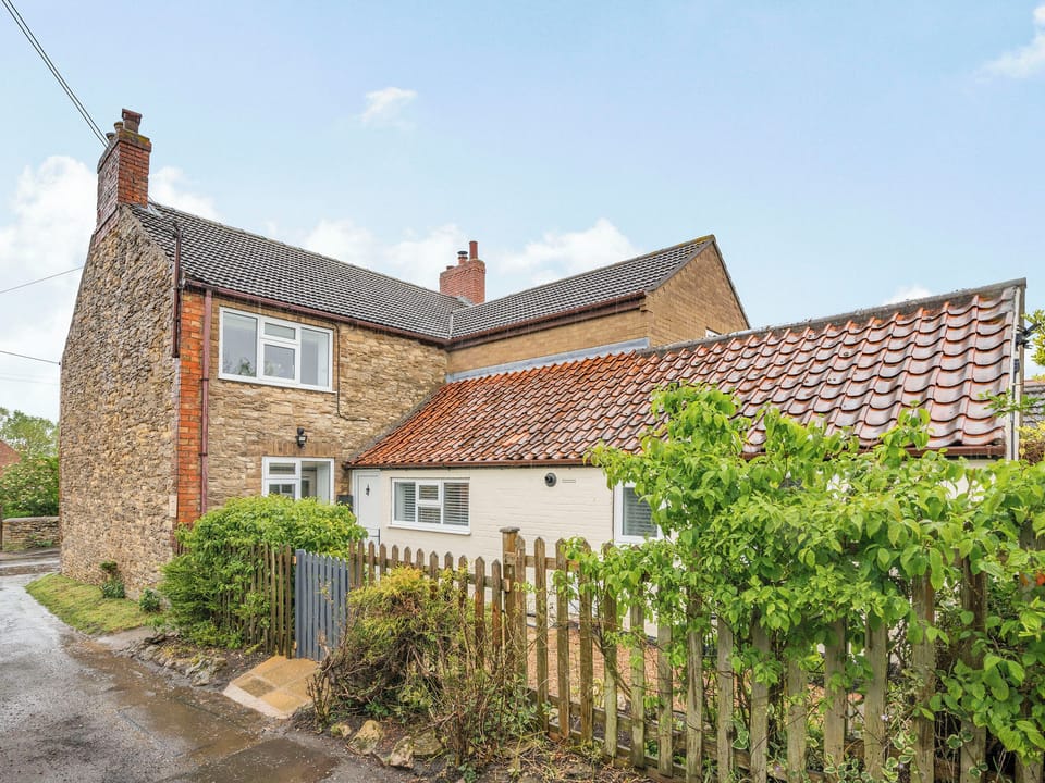 Shower room | Stonegarth, Snitterby
