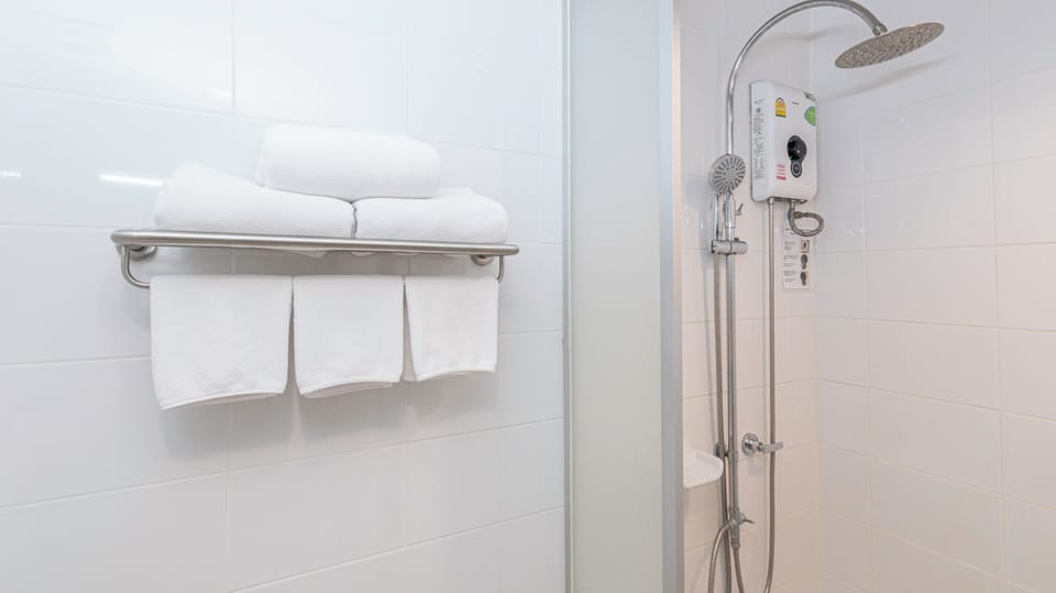 Shower, free toiletries, hair dryer, towels