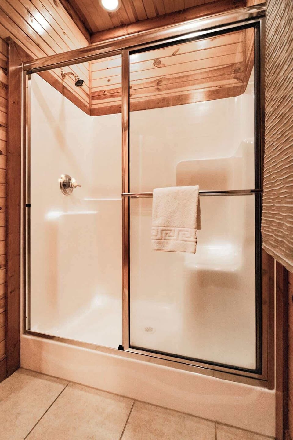 Whether you’re freshening up after a hike or just enjoying a slow morning, our roomy first-floor shower has got you covered.