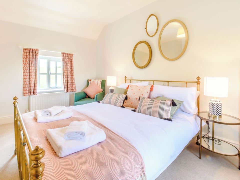 Master bedroom | Limber Wold House, Great Limber